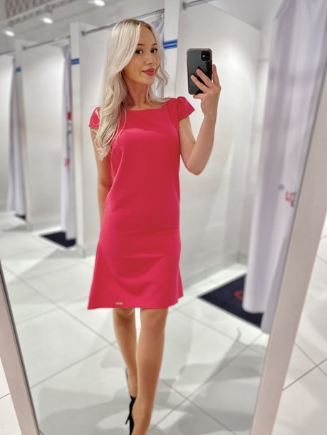 Sukienka krótka trapezowa guzik z tyłu malina