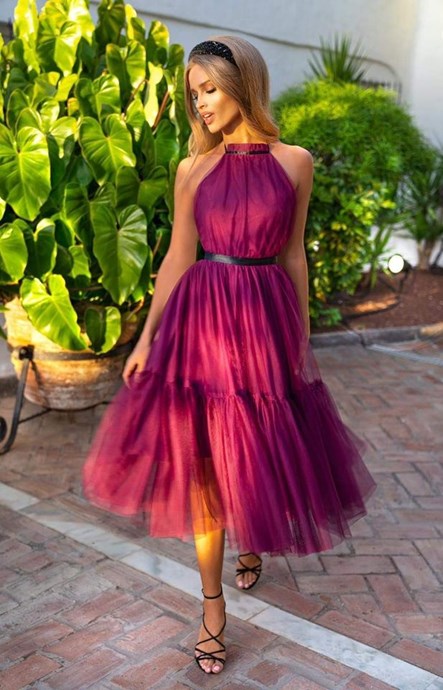 Sukienka midi tiul odkryte plecy purpurowy