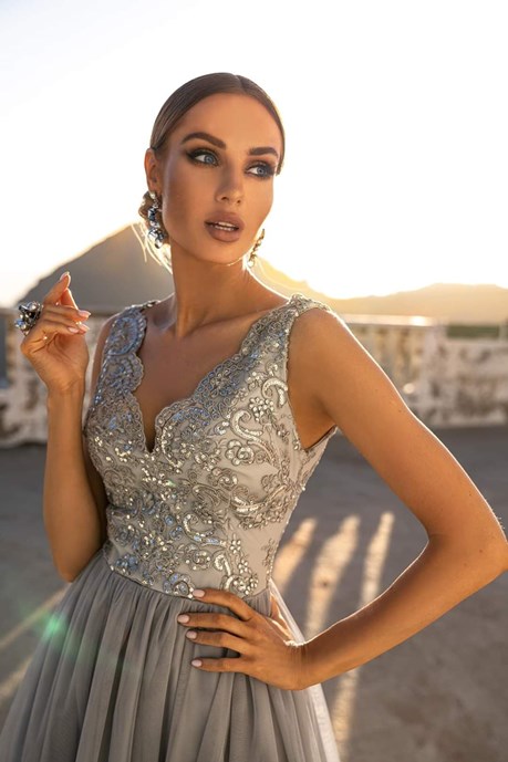 Sukienka długa tiul szerokie ramiączka szary