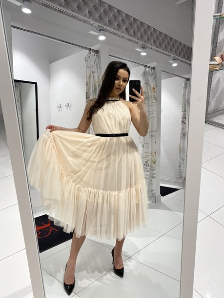 Sukienka midi tiul odkryte plecy wanilia