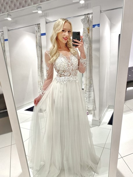 Sukienka długa koronkowy rękaw tiul biel