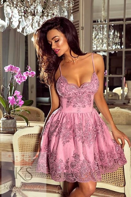 Sukienka krótka koronkowa na ramiączkach wrzos