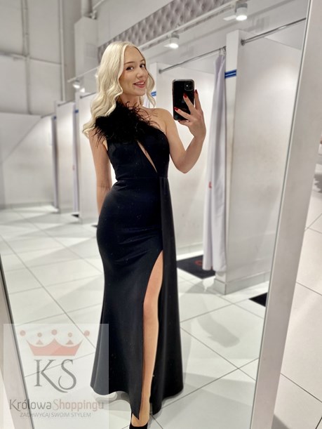 Sukienka długa jedno ramię piórka czerń