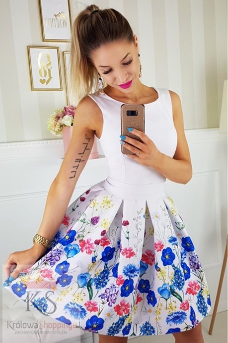 Sukienka krótka gładka kwiaty biały