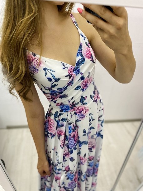 Sukienka długa cienkie ramiączka kwiaty błękit