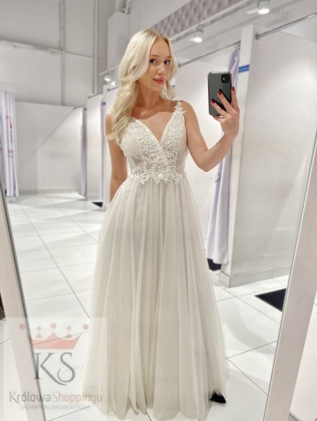 Sukienka długa tiulowa na ramiączkach biały