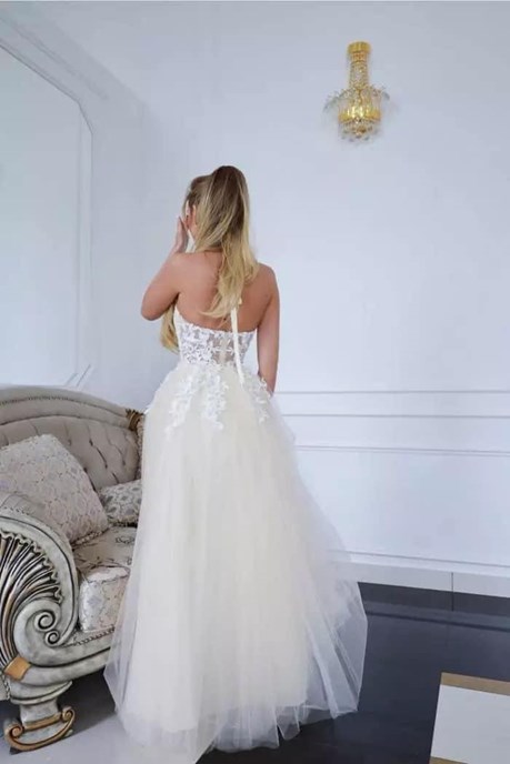 Sukienka długa tiul koronka na szyję wanilia