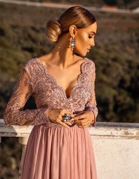 Sukienka długa tiulowa rękaw wrzos