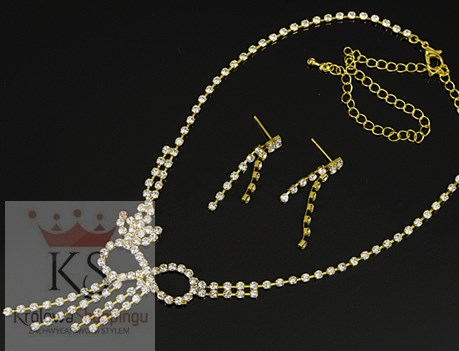 Komplet naszyjnik z kolczykami