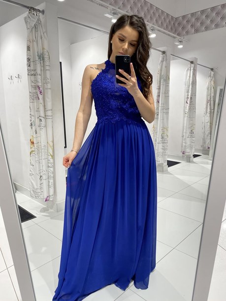 Sukienka długa zabudowana pod szyję niebieski