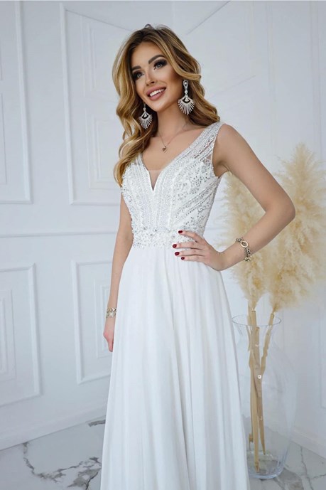 Sukienka długa zdobiona góra kryształki biała