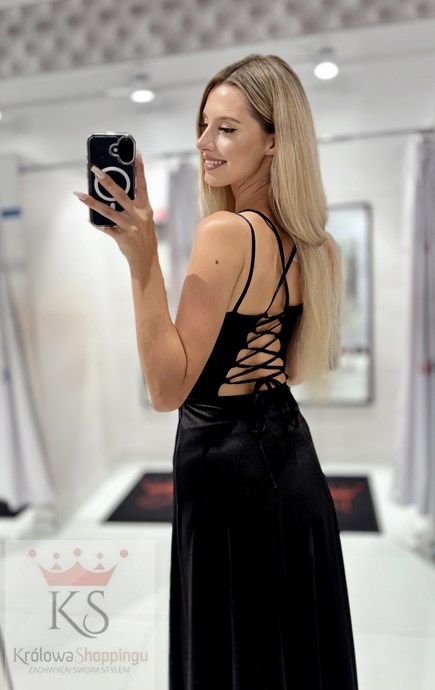 Sukienka długa satyna wiązanie plecy czerń