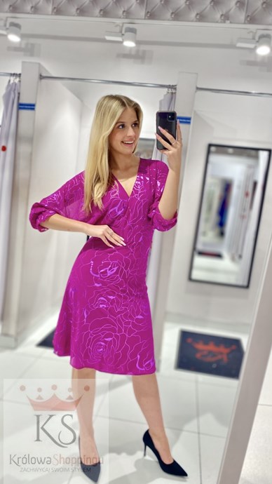 Sukienka midi rękaw metaliczny wzór fuksja