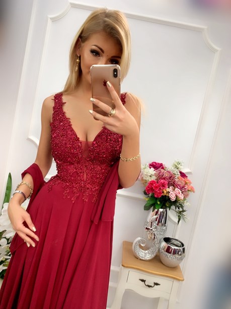 Sukienka długa perełki bordo