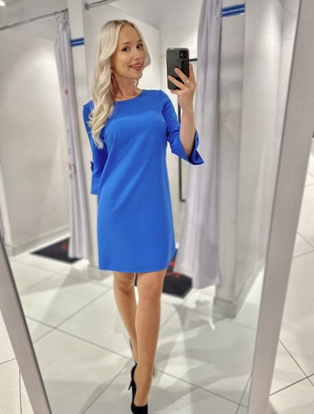 Sukienka krótka kokarda na rękawach jeans