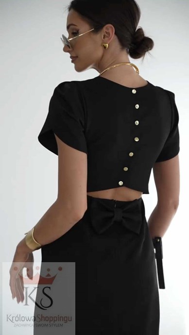 Sukienka krótka guziczki wycięcie plecy czerń