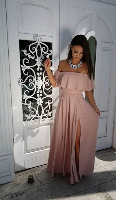 Sukienka długa rozcięcie falbana dekolt beżowy