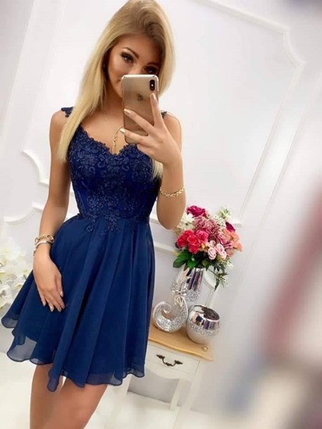 Sukienka krótka wiązana od tyłu granat