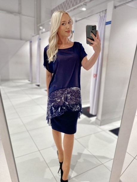 Sukienka krótka maskująca narzutka granat