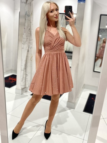 Sukienka krótka na ramiączkach brokat różowe złoto