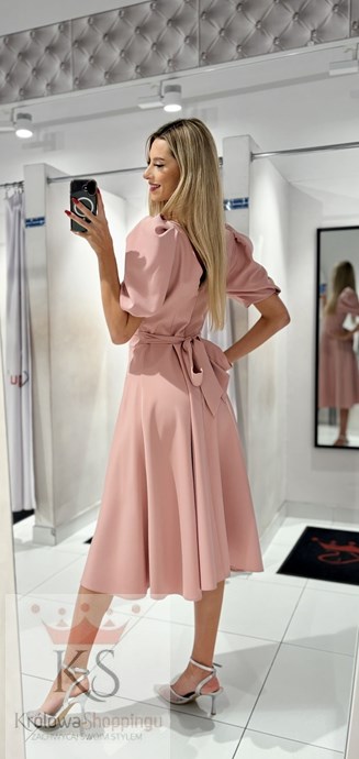 Sukienka midi 3/4 rękawek wiązanie plecy pudrowy