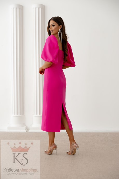 Sukienka midi 3/4 rękawek dopasowana magenta