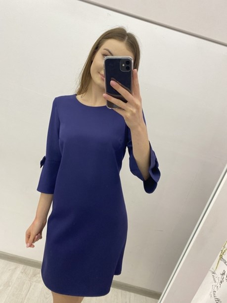 Sukienka krótka kokarda na rękawach granat