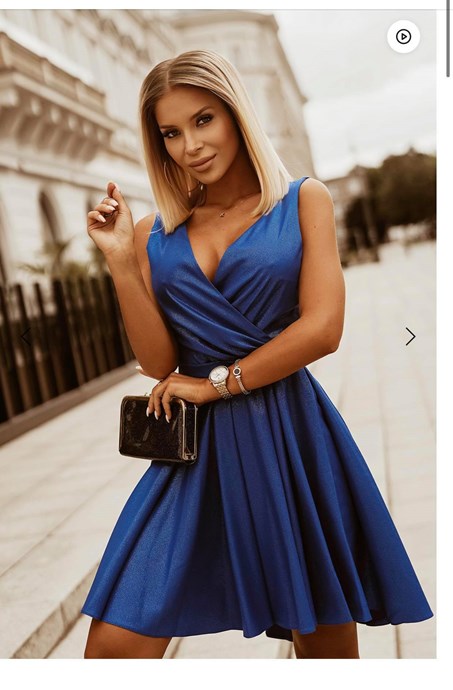 Sukienka krótka dekolt  połysk chabrowy