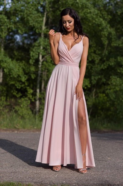 Sukienka długa na ramiączkach gładka róż