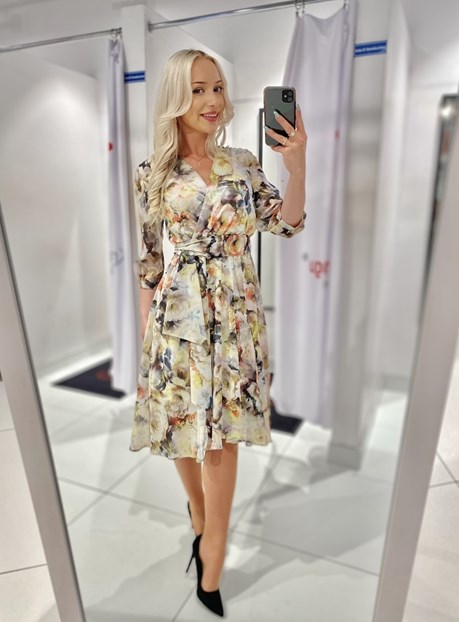 Sukienka midi długi rękaw pasek kwiaty zieleń