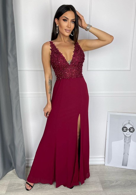 Sukienka długa zdobiona góra wycięcia bordo