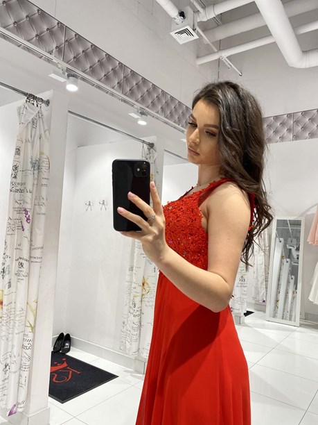 Sukienka długa odkryte plecy czerwony