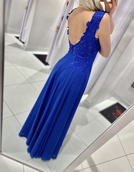 Sukienka długa koronka odkryte plecy chaber