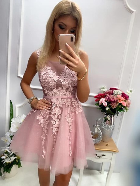 Sukienka krótka koronka wiązanie wrzos