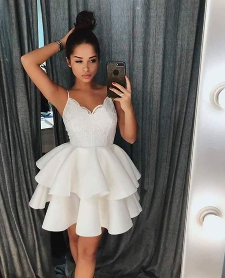 Sukienka krótka dwie falbany pianka biel