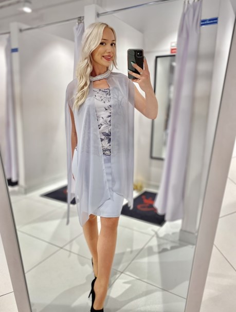 Sukienka krótka dopasowana z szalem szary