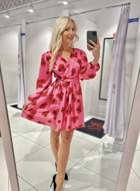 Sukienka krótka koszulowa rękaw kwiaty róże