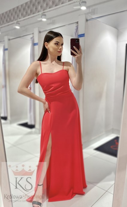 Sukienka długa wiązanie plecy połysk malina