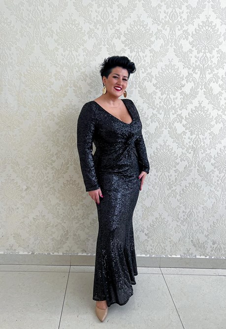 Sukienka długa cekin długi rękaw czerń