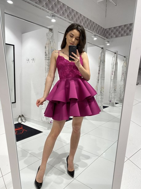 Sukienka krótka dwie falbany pianka fuksja