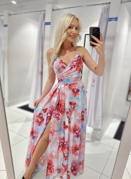 Sukienka długa wiązanie plecy kwiaty błękit/fuksja