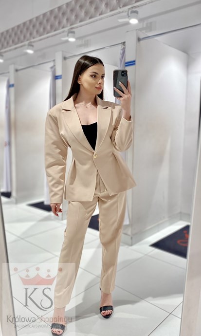 Garnitur damski beż