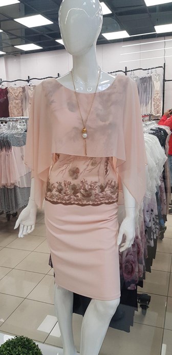 Sukienka maskująca wzór narzuta morela/brąz