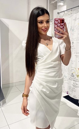 Sukienka krótka dopasowana krótki rękaw biały