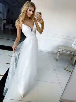 Sukienka długa tiul cienkie ramiączka biel