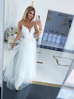 Sukienka długa ramiączka zdobienia koronka biel