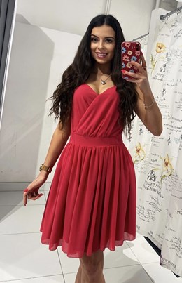 Sukienka krótka zakładka dekolt malina