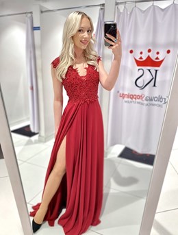 Sukienka długa zdobiona góra haft bordo