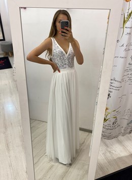 Sukienka długa tiul dekolt szary/biel