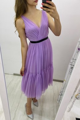 Sukienka midi tiul głęboki dekolt lilia